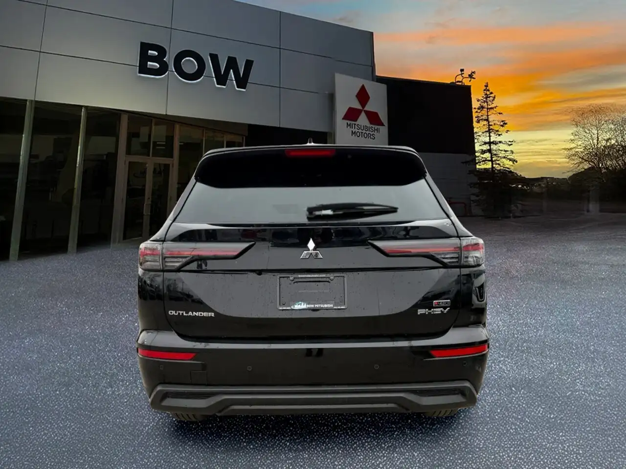Mitsubishi Outlander снимка Mitsubishi Outlander