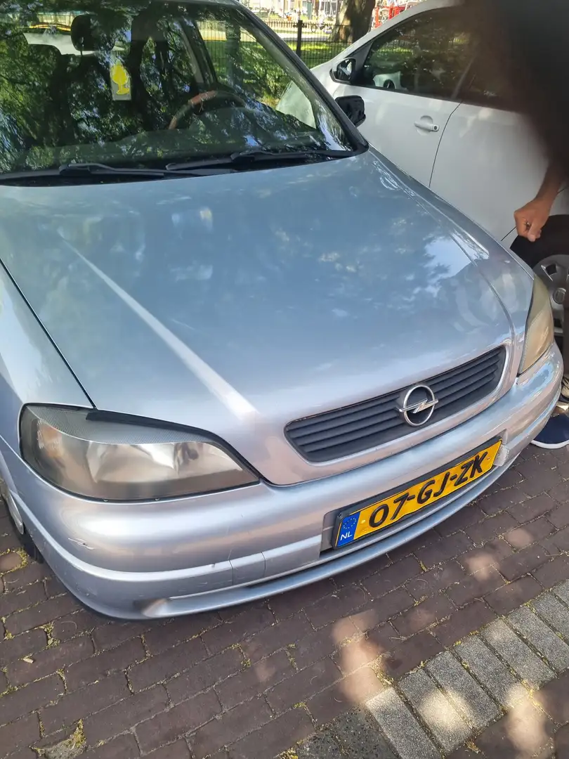 Opel Astra Astra 1.6-16V Comfort Argent - 1
