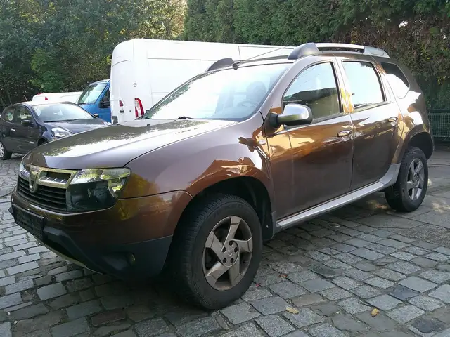 Dacia Duster I Prestige 4x2 Kupplungschaden
