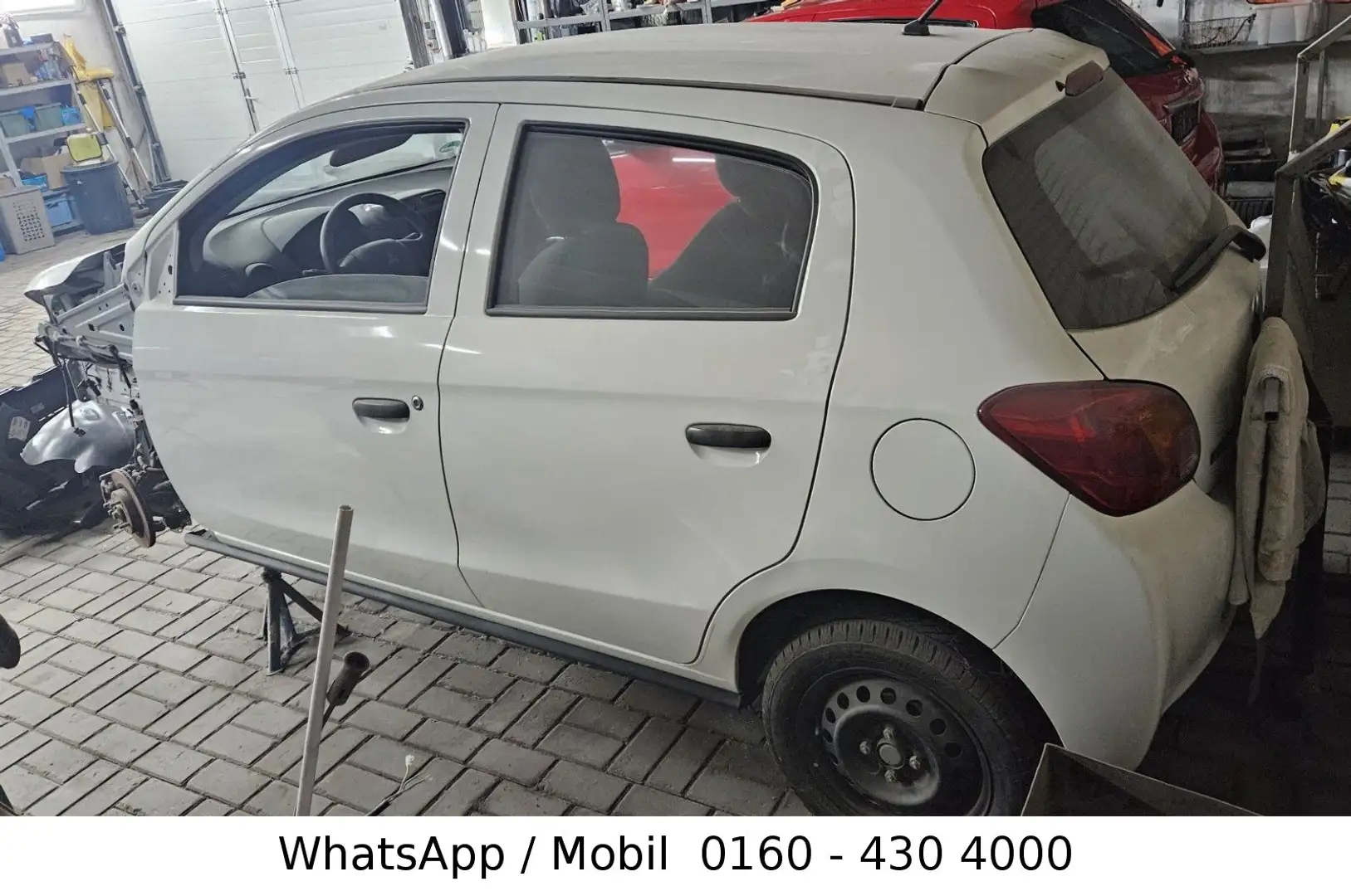 Mitsubishi Space Star 1.0 Klassik Kollektion Weiß - 1