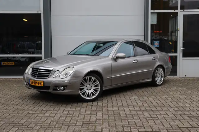 Mercedes-Benz E 280 280 AVANTGARDE AUT/ORIG.NL/BLIJVEND YOUNGTIMER!