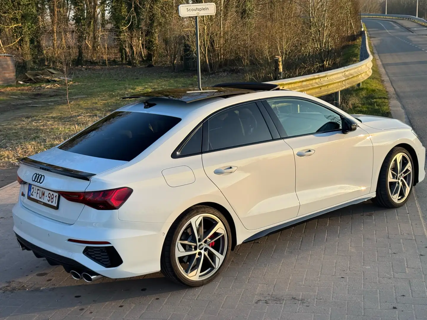 Audi S3 TFSI Limousine Quattro S tronic Edition one MATRIX Blanc - 1