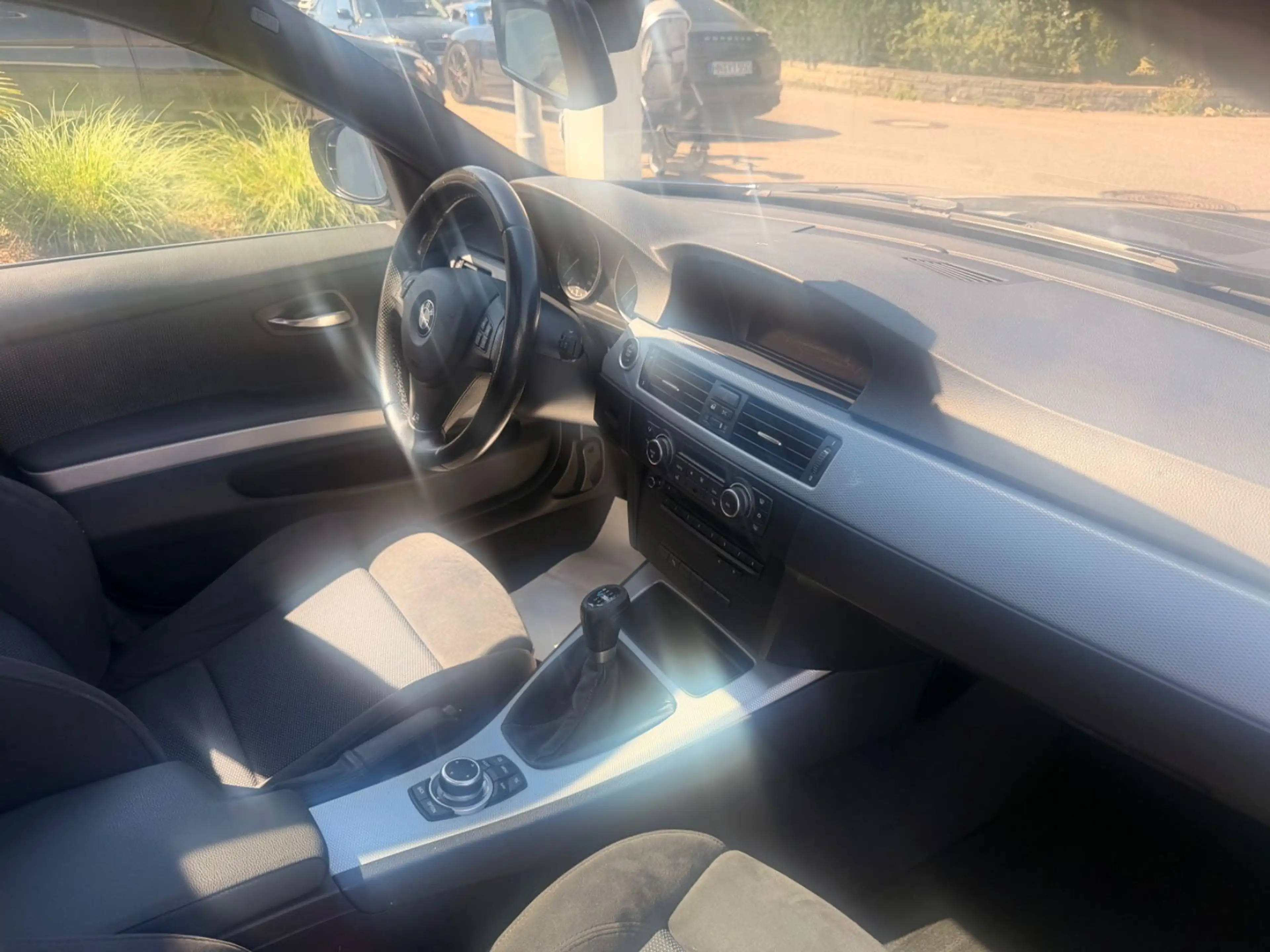 BMW 325 d Touring E91 Schalter-M-Paket — photo 10