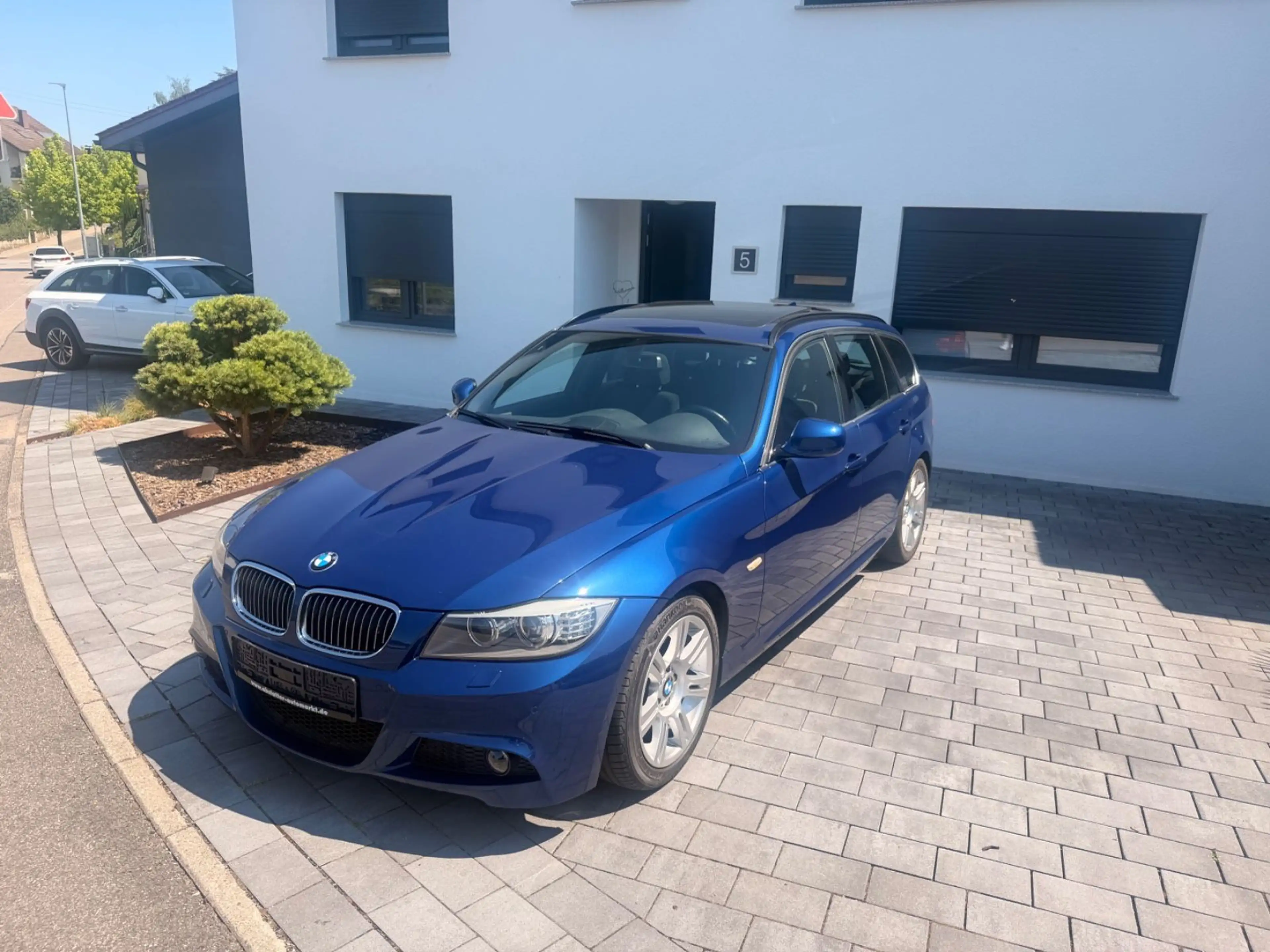 BMW 325 d Touring E91 Schalter-M-Paket