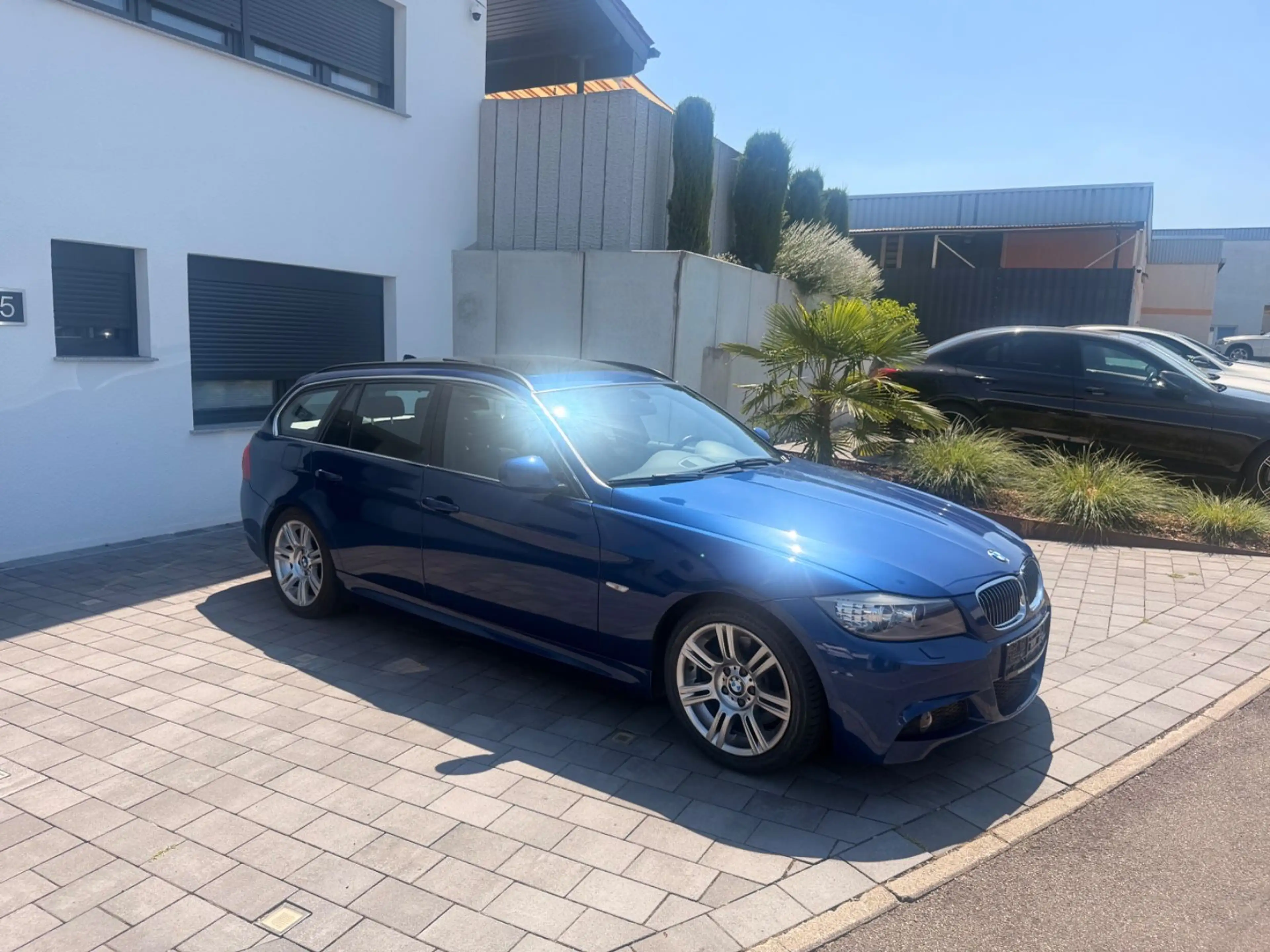 BMW 325 d Touring E91 Schalter-M-Paket — photo 3