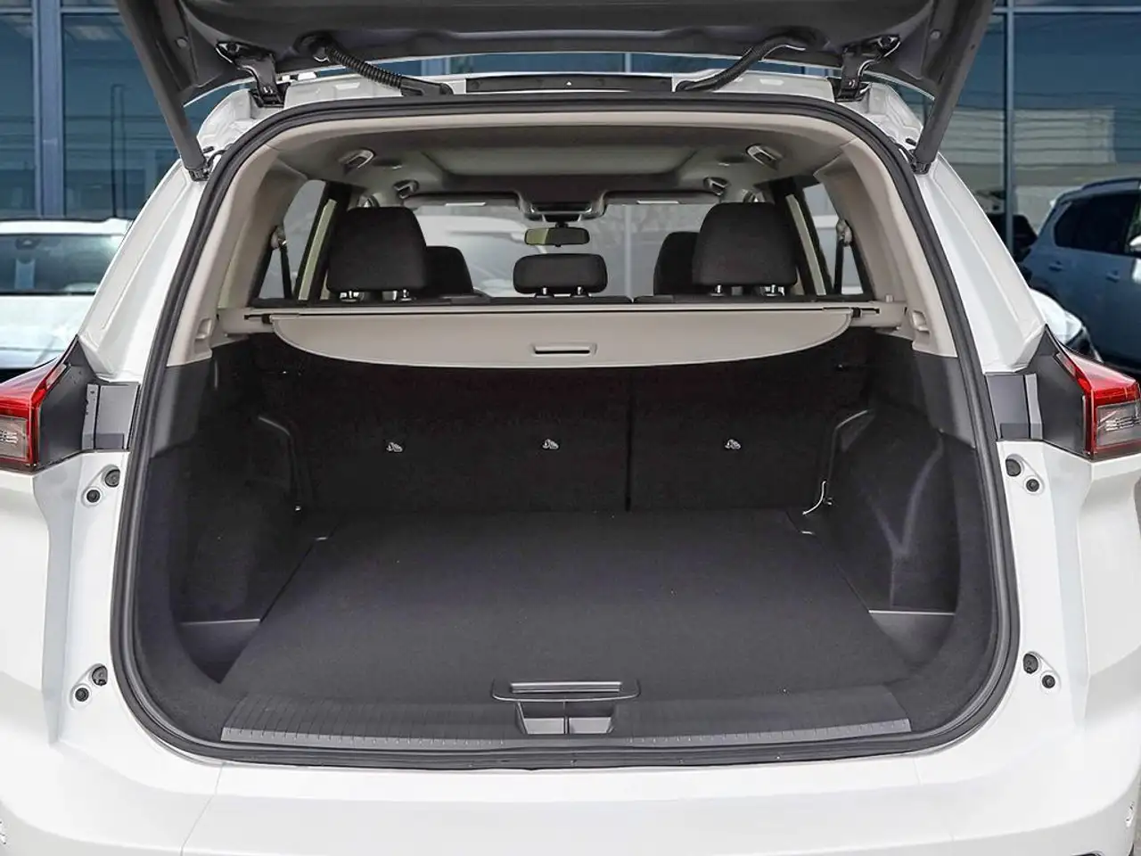 Nissan Rogue fotografie Nissan Rogue