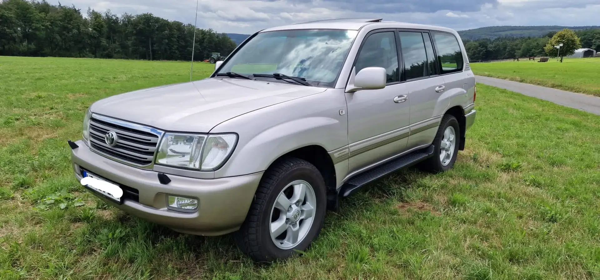 Toyota Land Cruiser 100 Executive Brons - 2