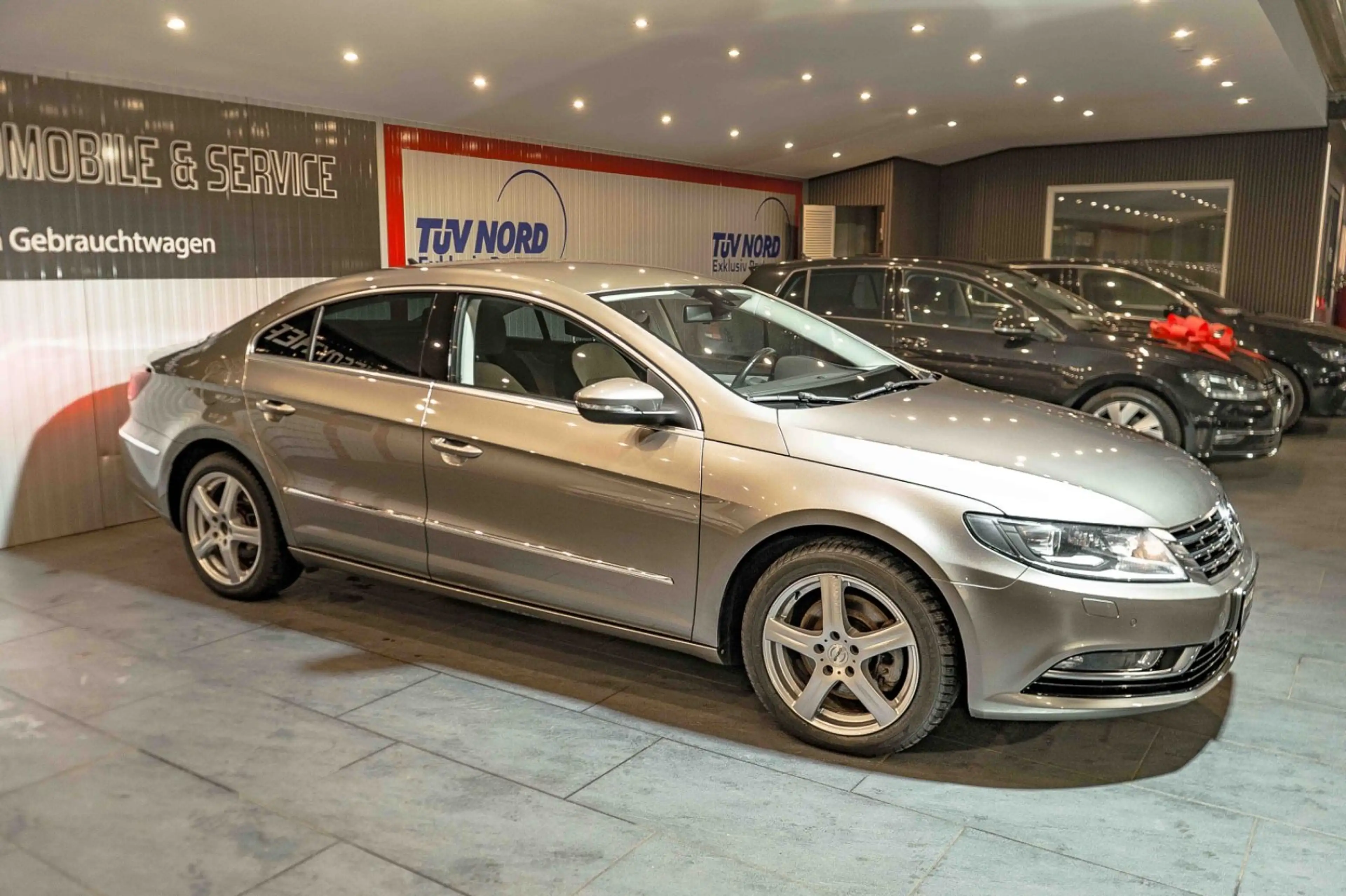 Volkswagen CC Xenon Navi R.Kamera Sitzhzg Klimaautomatik — photo 2