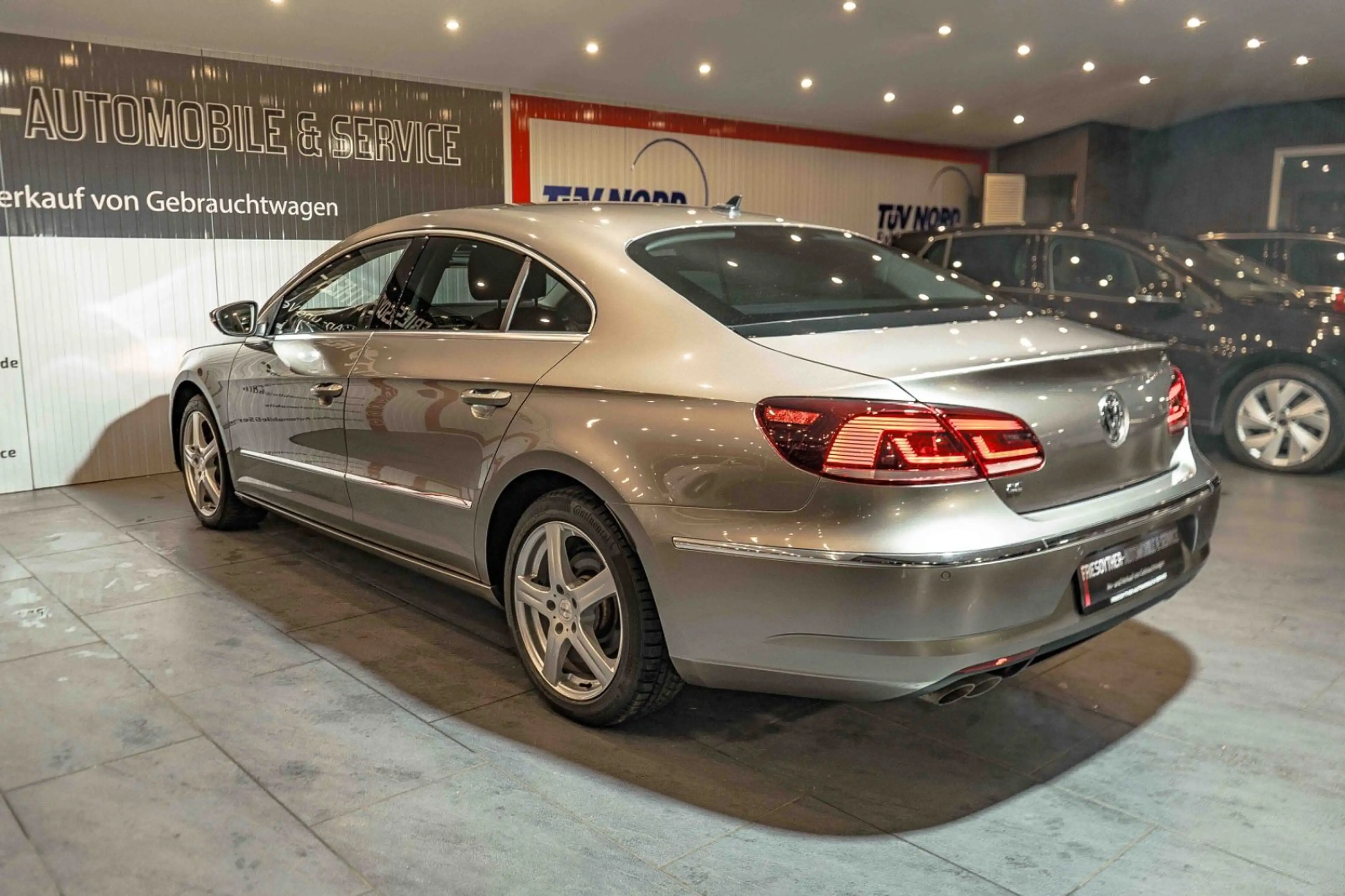 Volkswagen CC Xenon Navi R.Kamera Sitzhzg Klimaautomatik — photo 7