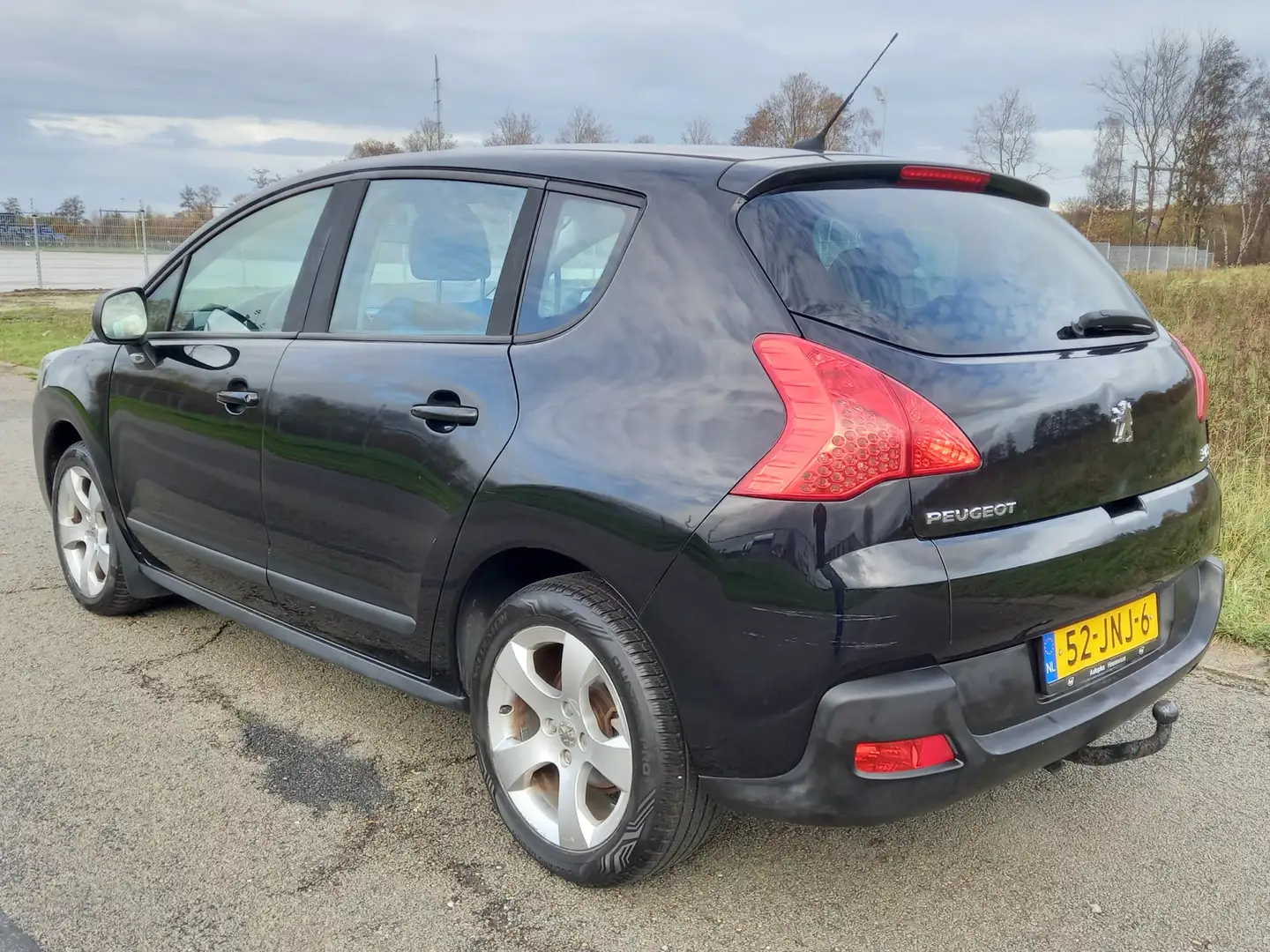 Peugeot 3008 1.6 VTi SR Negro - 2