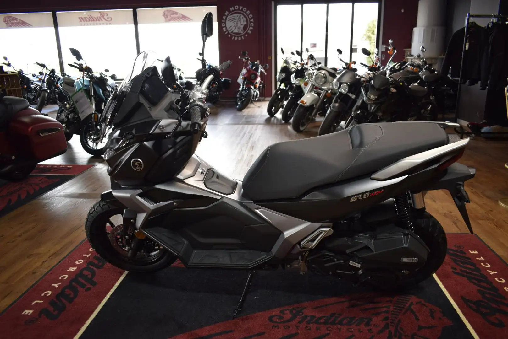 Voge SR1 ADV ABS TCS Black Smoke Schwarz - 2