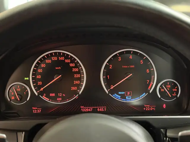 BMW X5 view 22