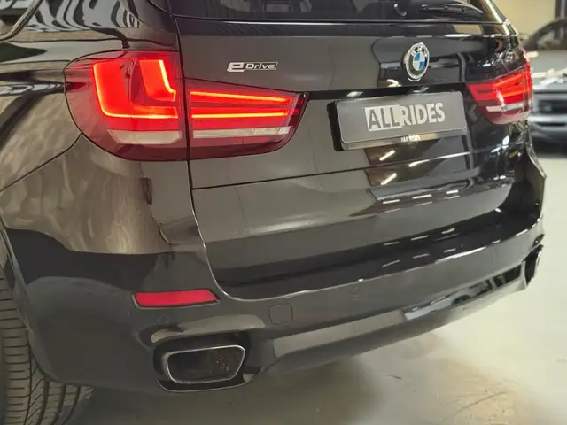 BMW X5 view 13