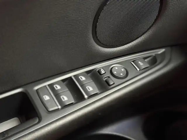 BMW X5 view 21