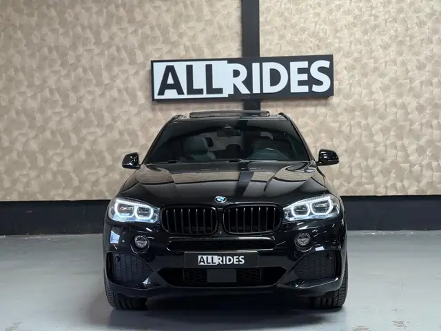 BMW X5 view 9