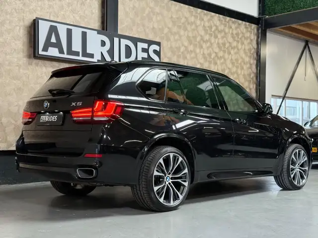 BMW X5 view 14