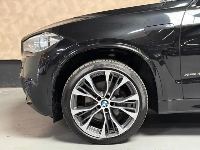 BMW X5 view 7