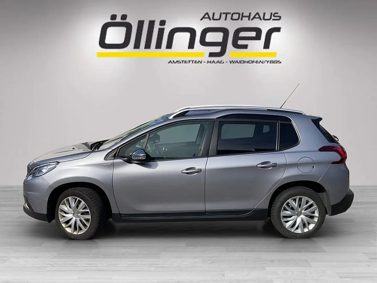 Peugeot 2008 1,6 BHDI S&S Style + AHV + WR Grau - 2