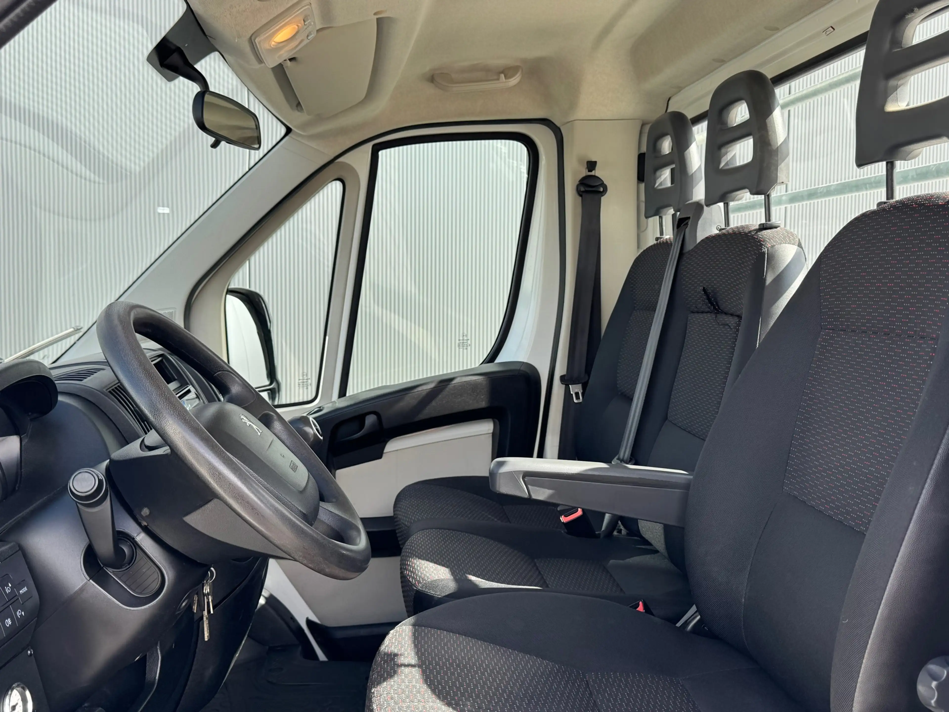 Peugeot Boxer 333 * Euro 6 * Pick-up * Airco * Bijrijdersbank * — photo 18