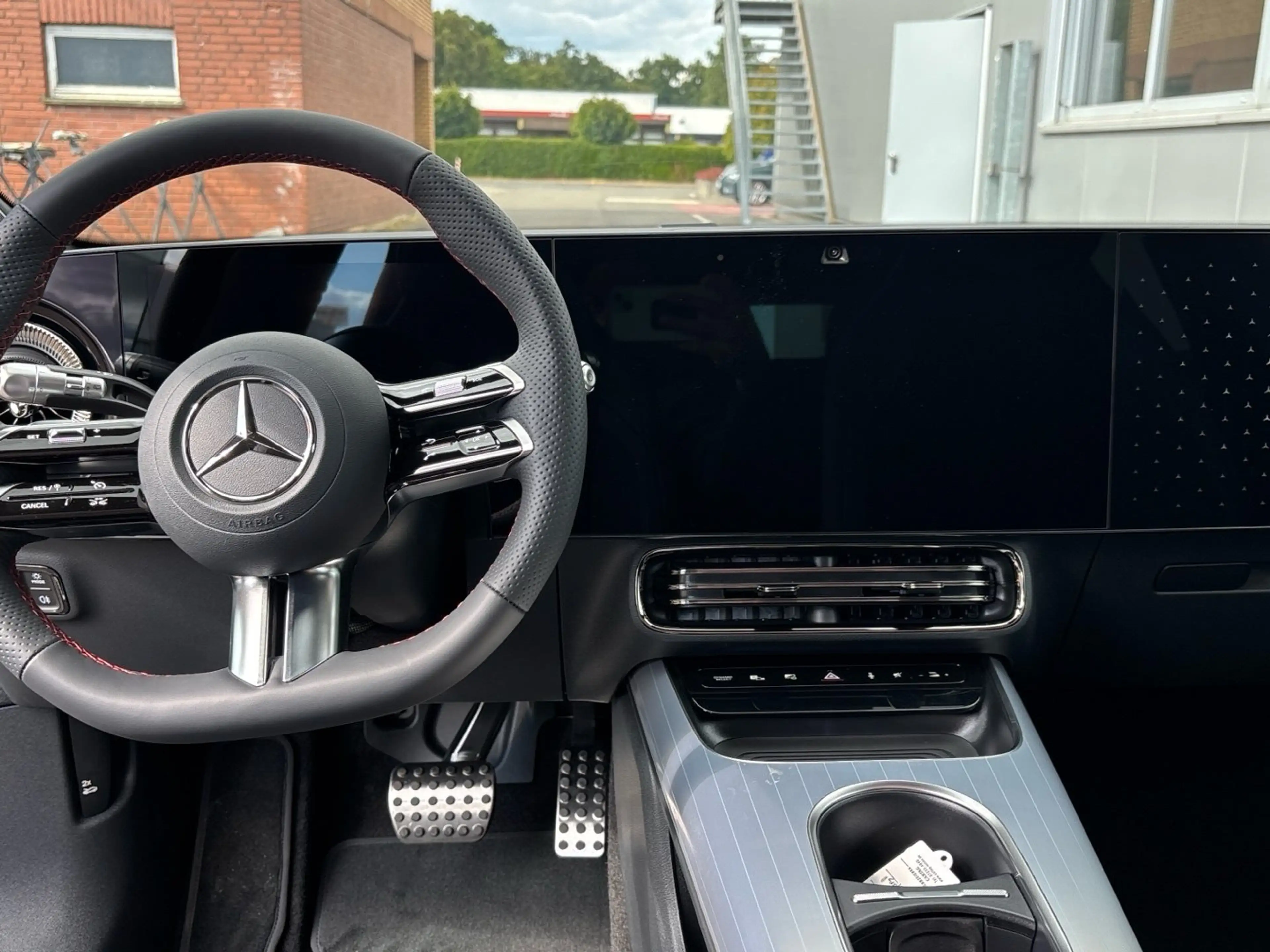 Mercedes-Benz CLA 200 SB AMG Night Pano 19" Totwinkel CarPlay — photo 9