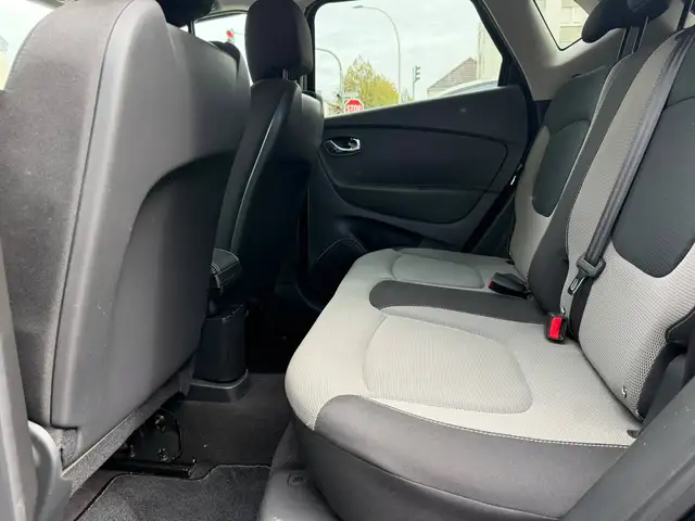 Renault Captur view 11