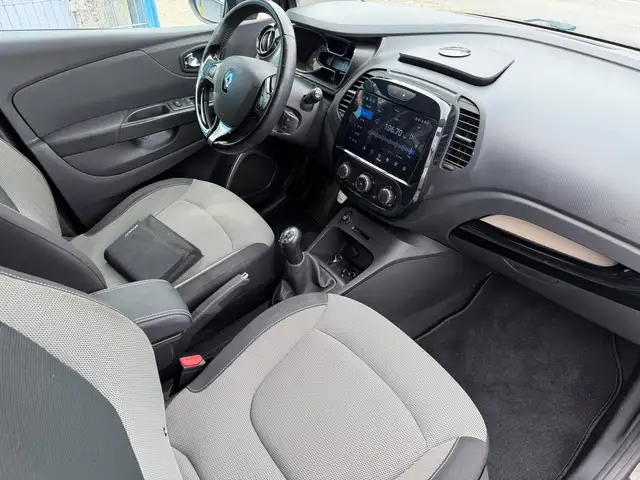 Renault Captur view 10