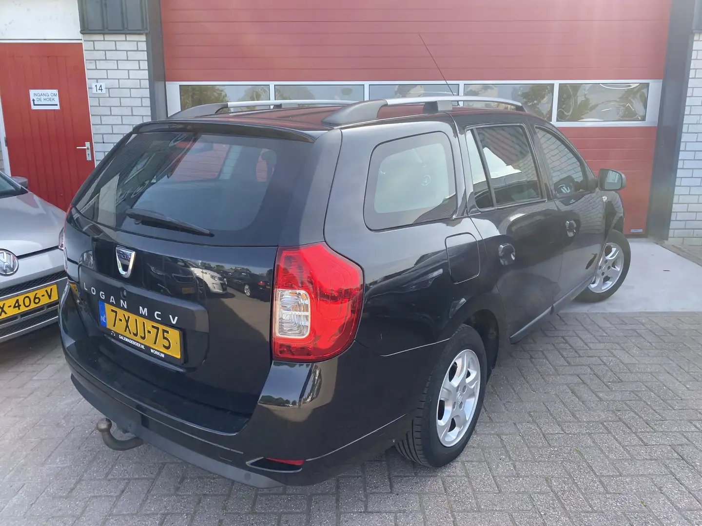 Dacia Logan MCV 0.9 TCe Prestige AIRCO / CRUISE / TREKHAAK / P Negru - 2