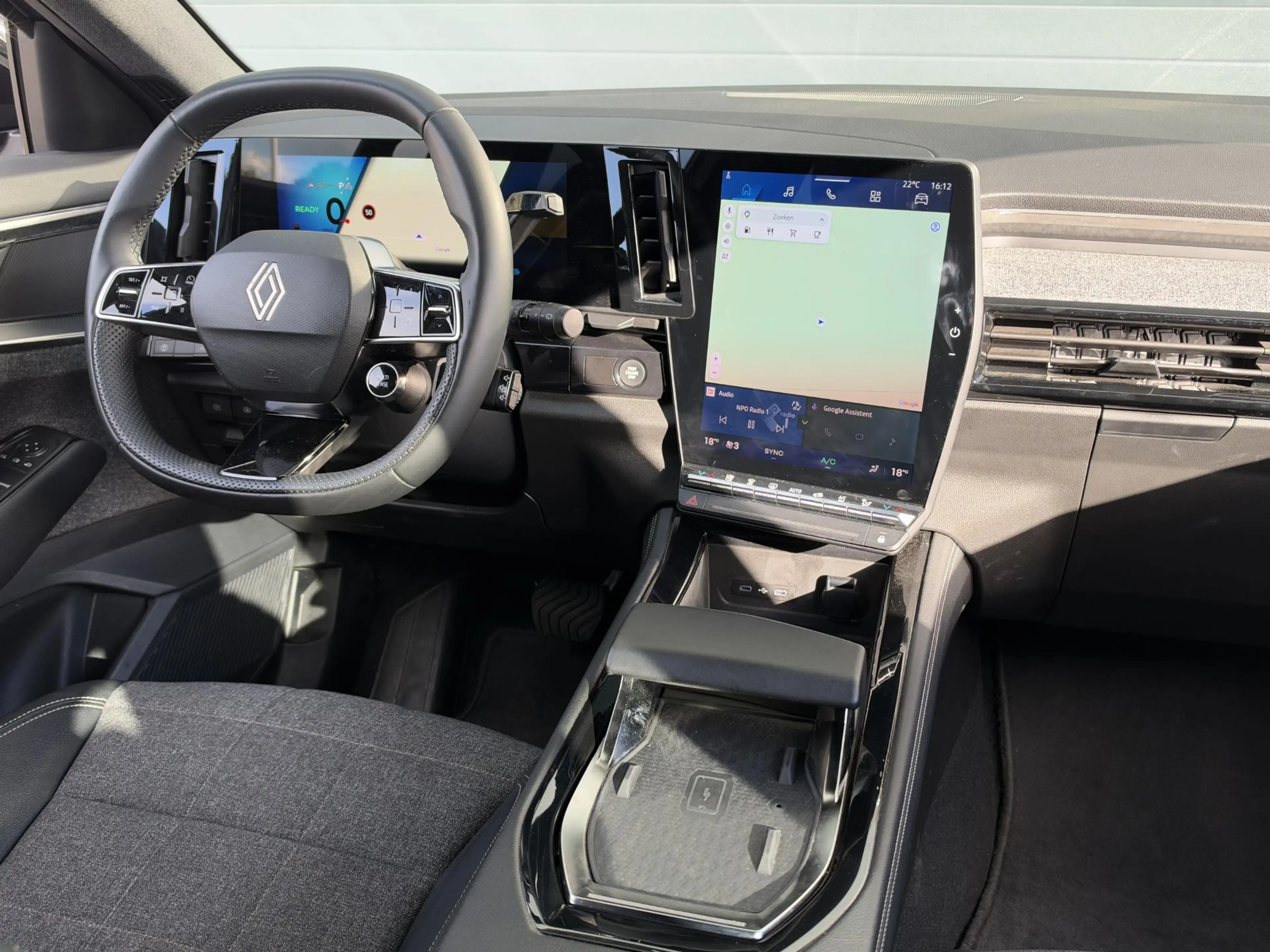 Renault Espace E-TECH FULL HYBRID 200 TECHNO 7-PERS I AUTOMAAT I — photo 4
