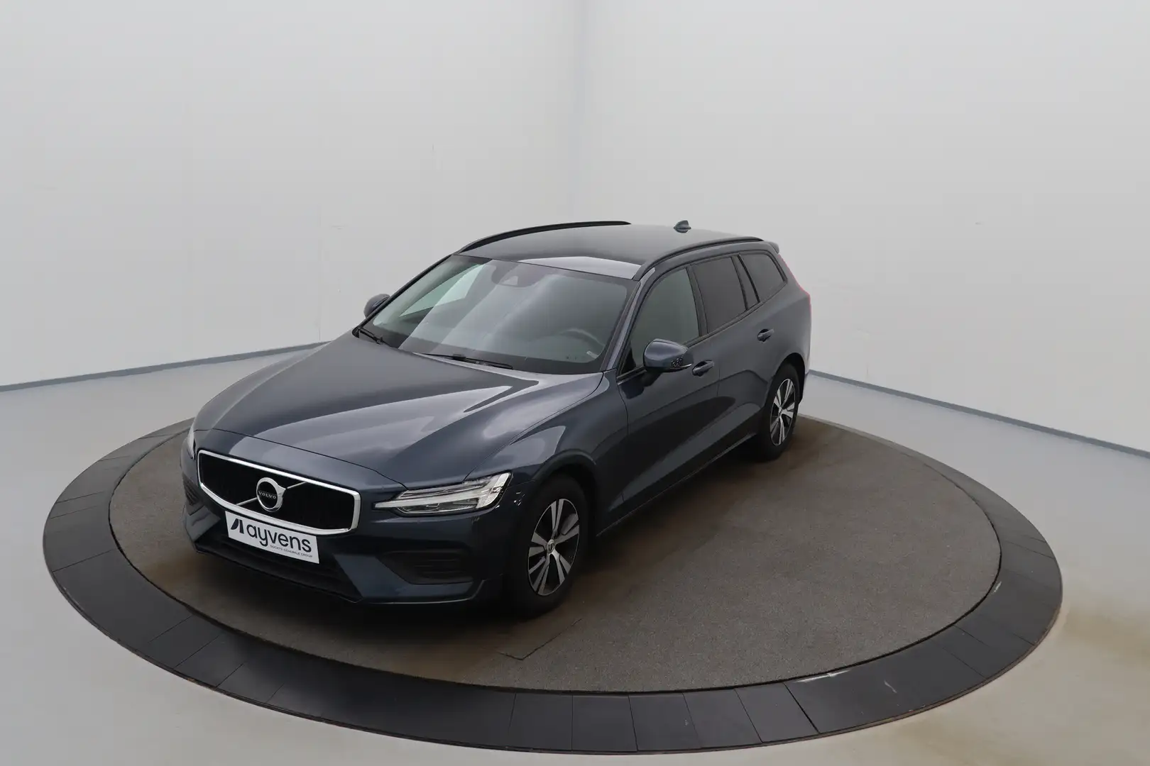 Volvo V60 2.0 D3 LEDER LED GPS PDC LANE CARPLAY ZETEL.VERW. Blauw - 2