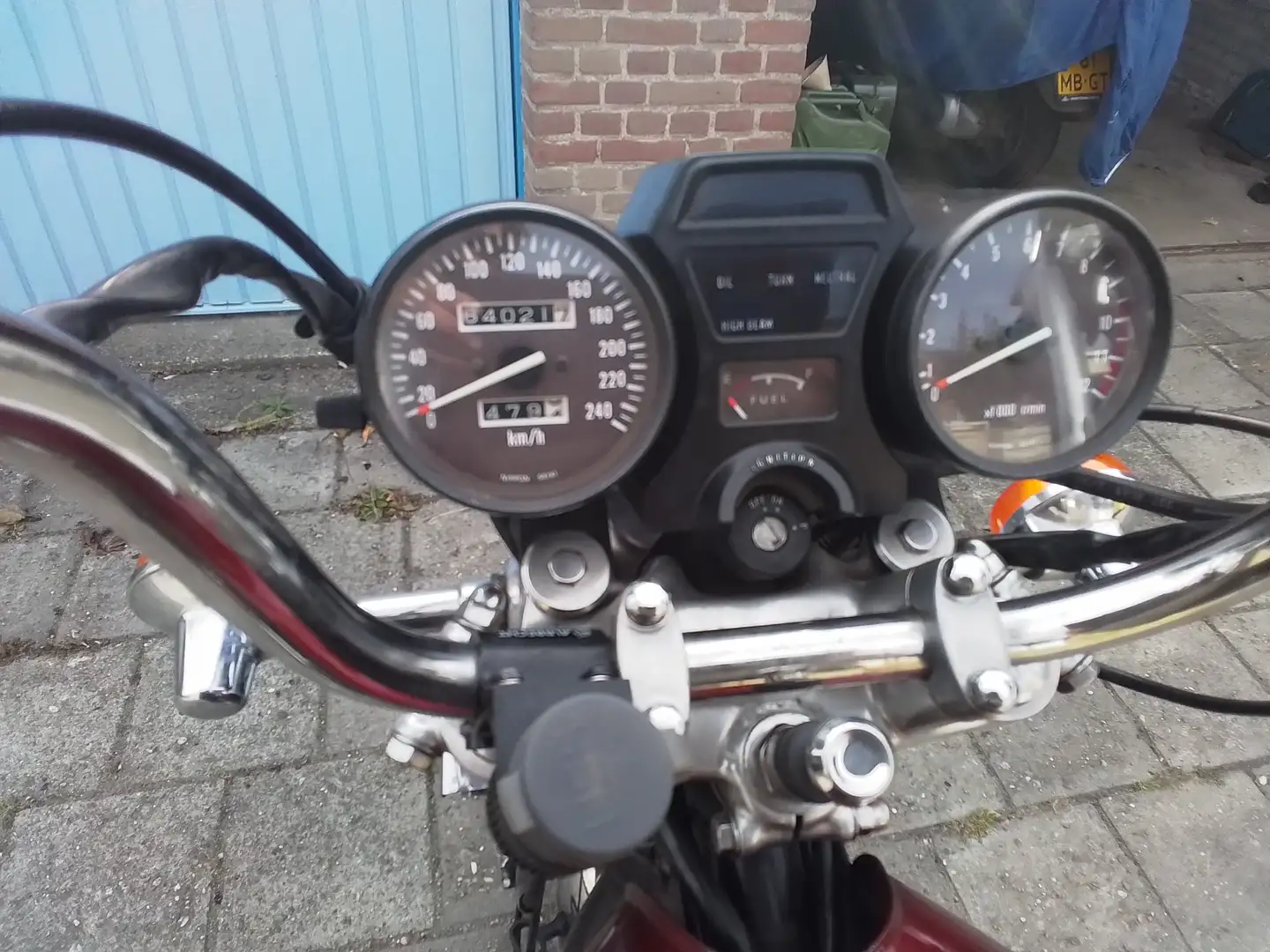 Suzuki GS 550 Shopper Rojo - 2