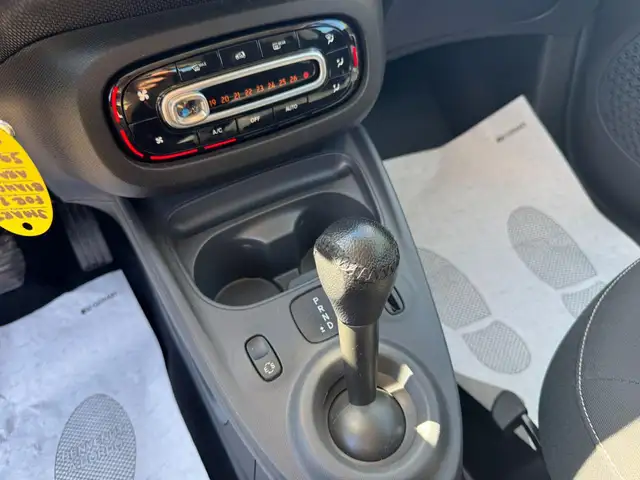 smart Fortwo view 11