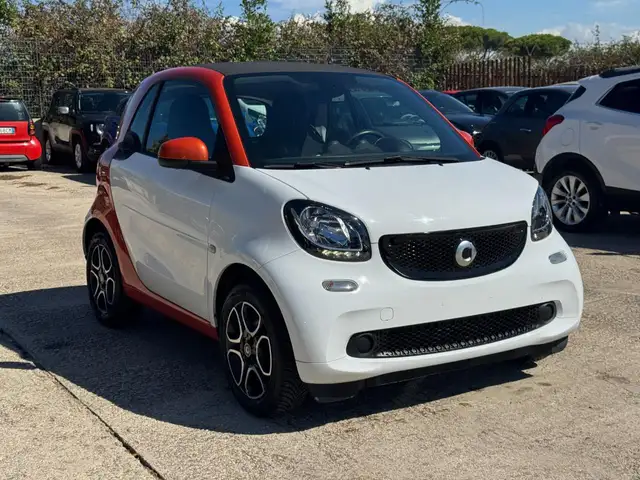 smart Fortwo view 2