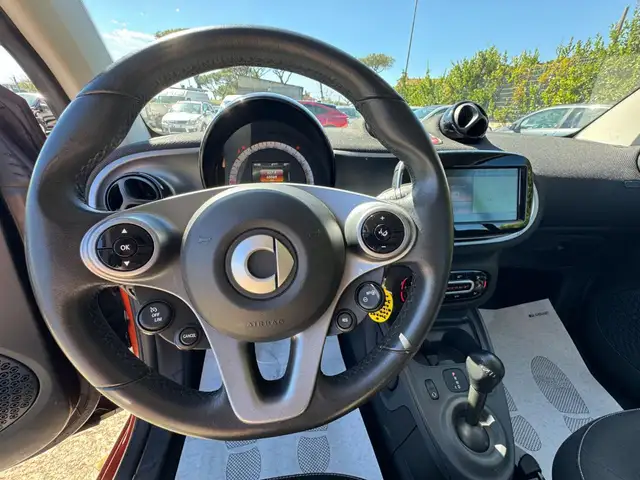 smart Fortwo view 8