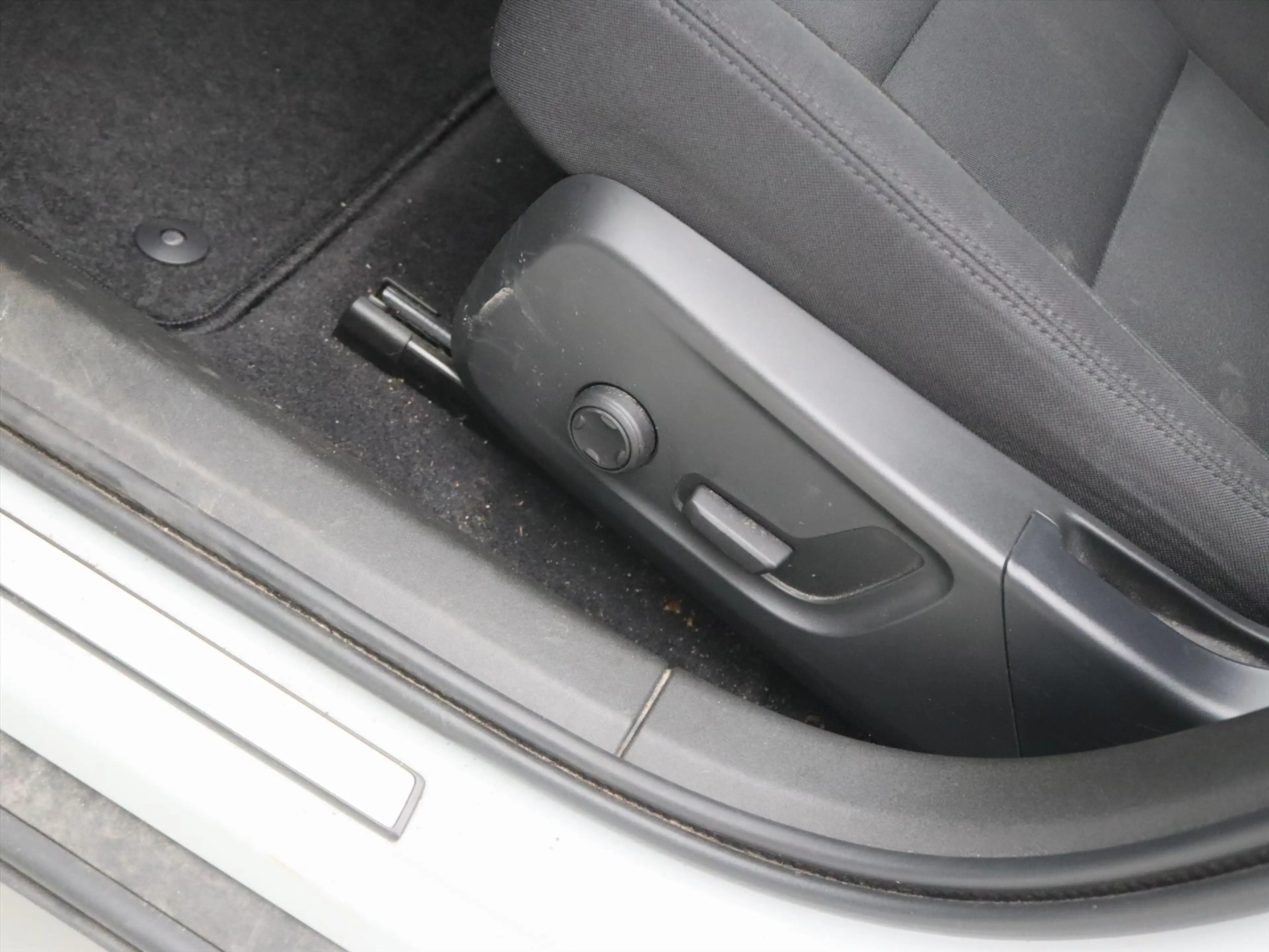 Polestar 2 Long Range Single Motor 231PK 92.1% SoH [ TREKHAAK — photo 19