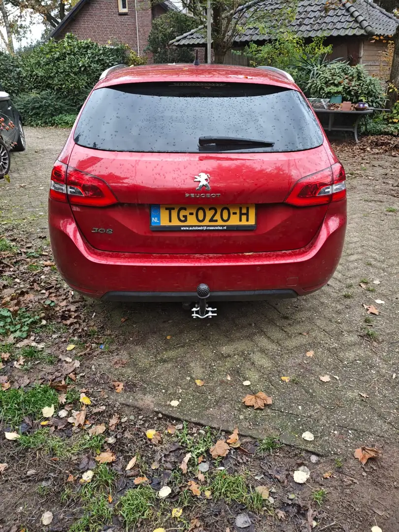 Peugeot 308 SW 1.2 PureTech Allure, ORGINEEL NEDERLANDSE AUTO, Rood - 2