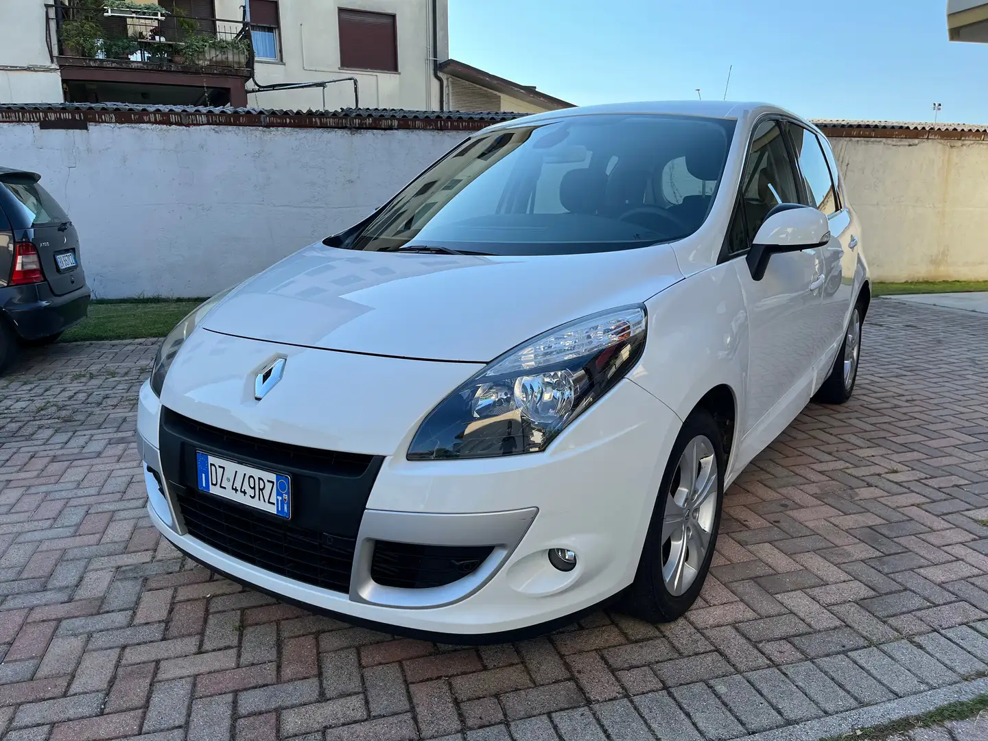 Renault Scenic Scenic III X-Mod  1.4 tce Dynamique 130cv Bianco - 1