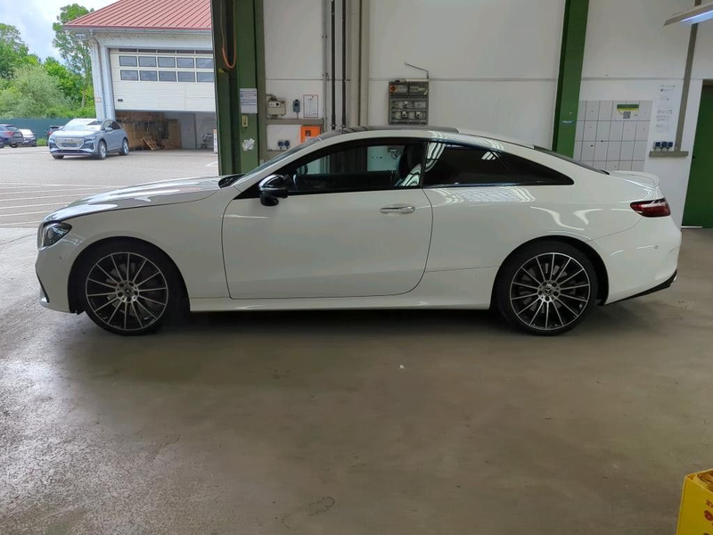 Mercedes-Benz E 450 4M AMG LINE PANO/360°/BURMESTER/DISTRONIC — photo 6