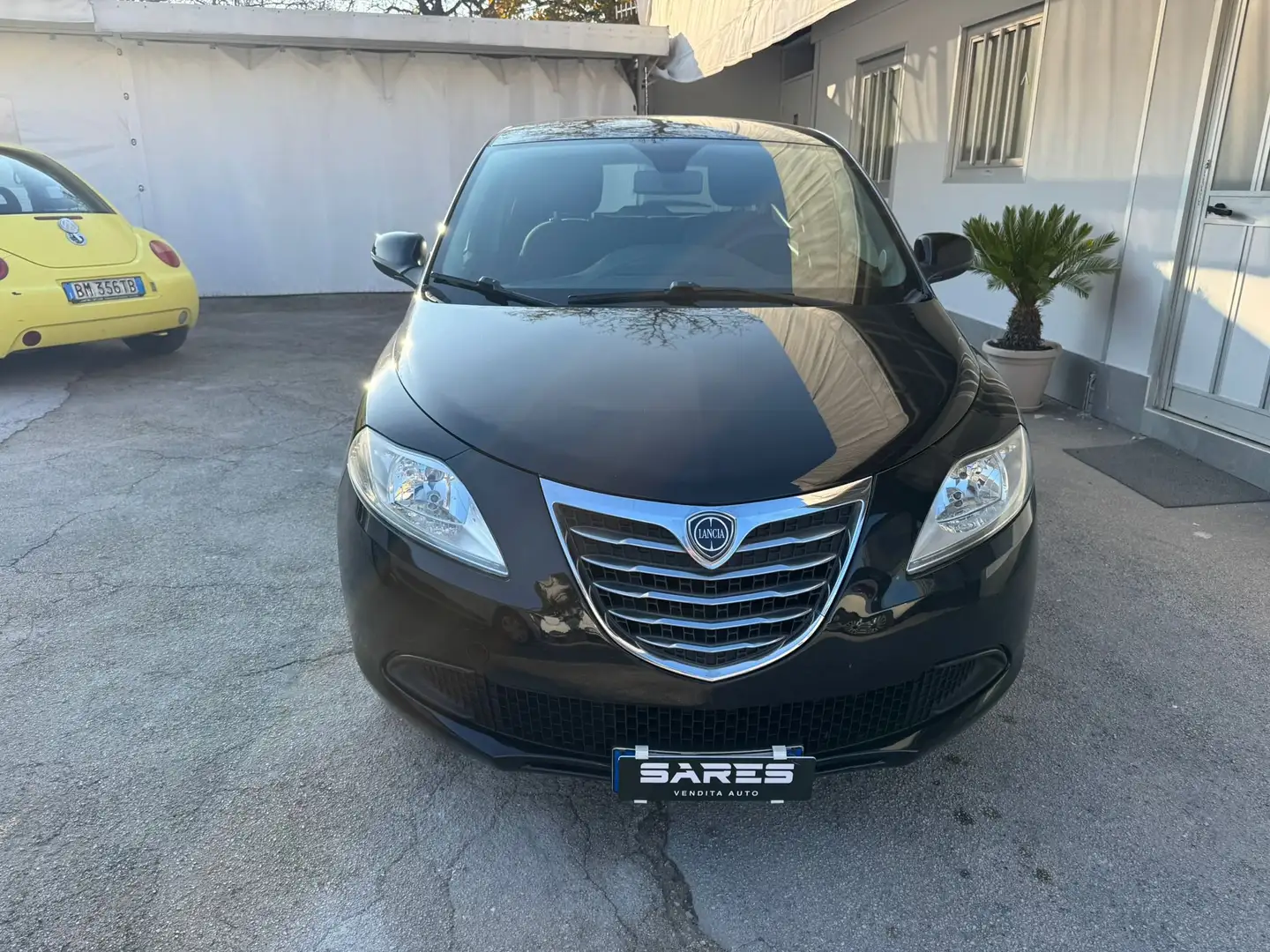 Lancia Ypsilon Ypsilon III 2013 1.2 8v Silver 69cv Noir - 2