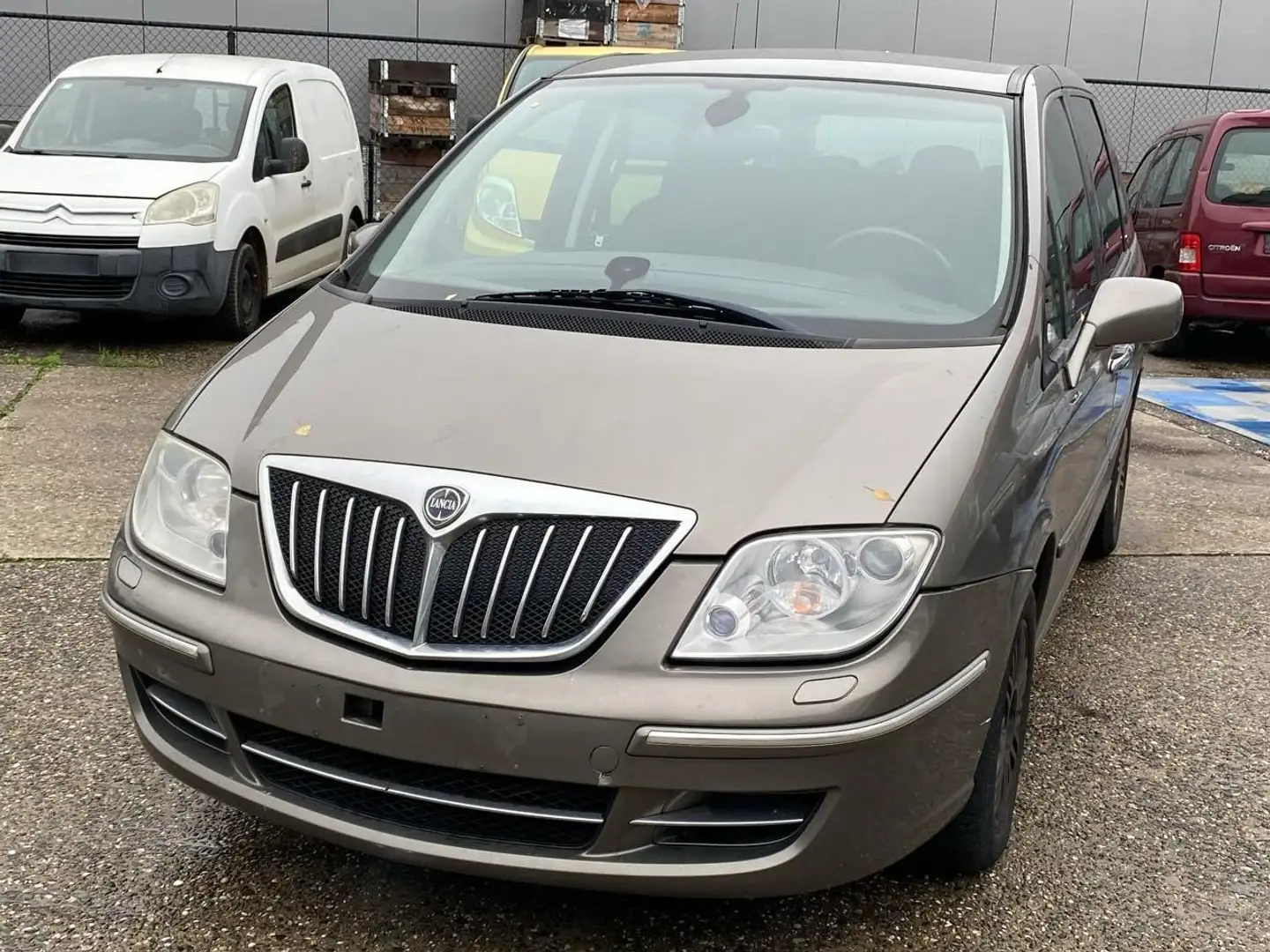 Lancia Phedra 2.2 Multijet 16v DPF AUTOMATIQUE 7-zitplaatsen - 2