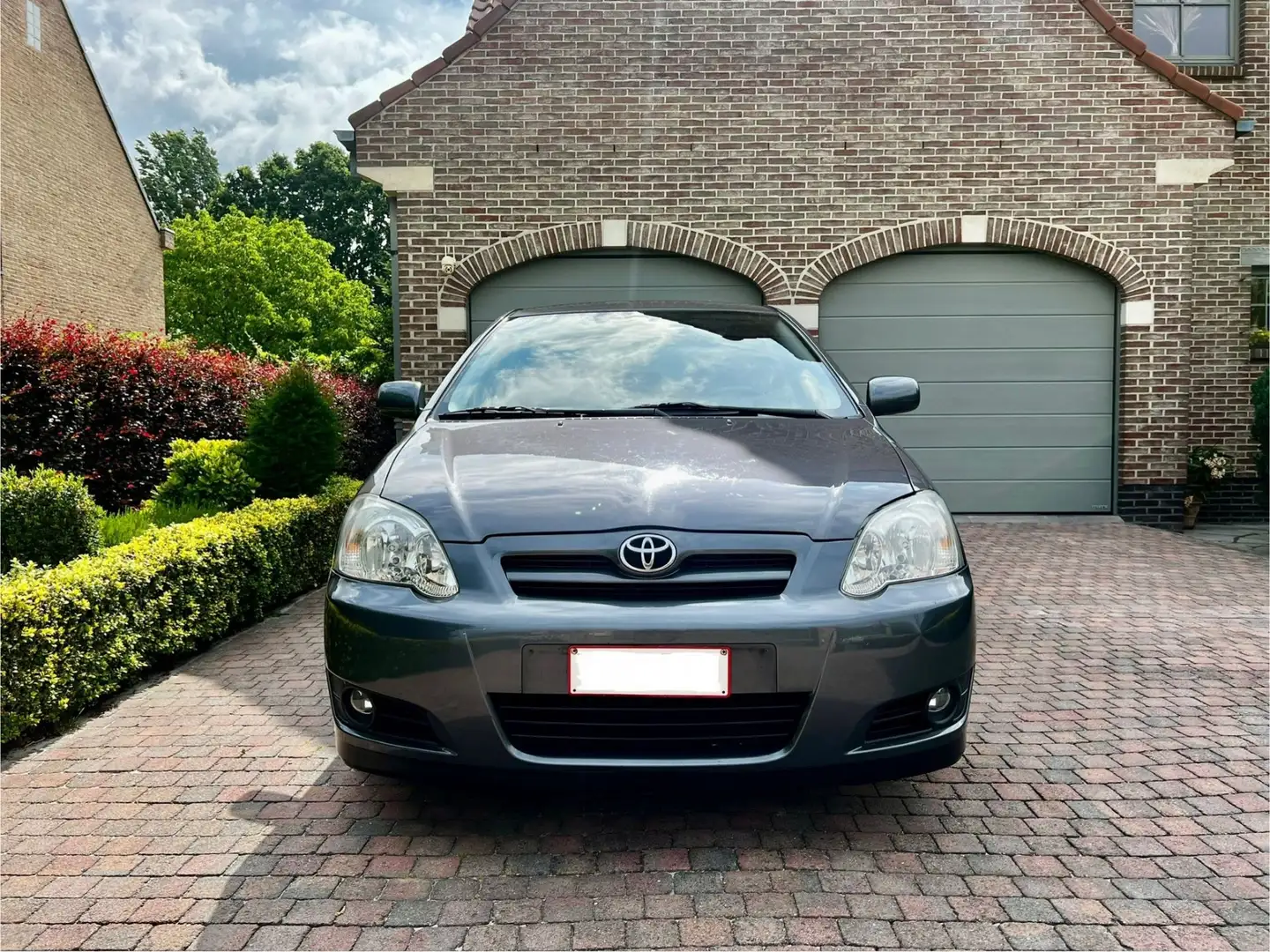 Toyota Corolla 90 D-4D Linéa Sport - 2