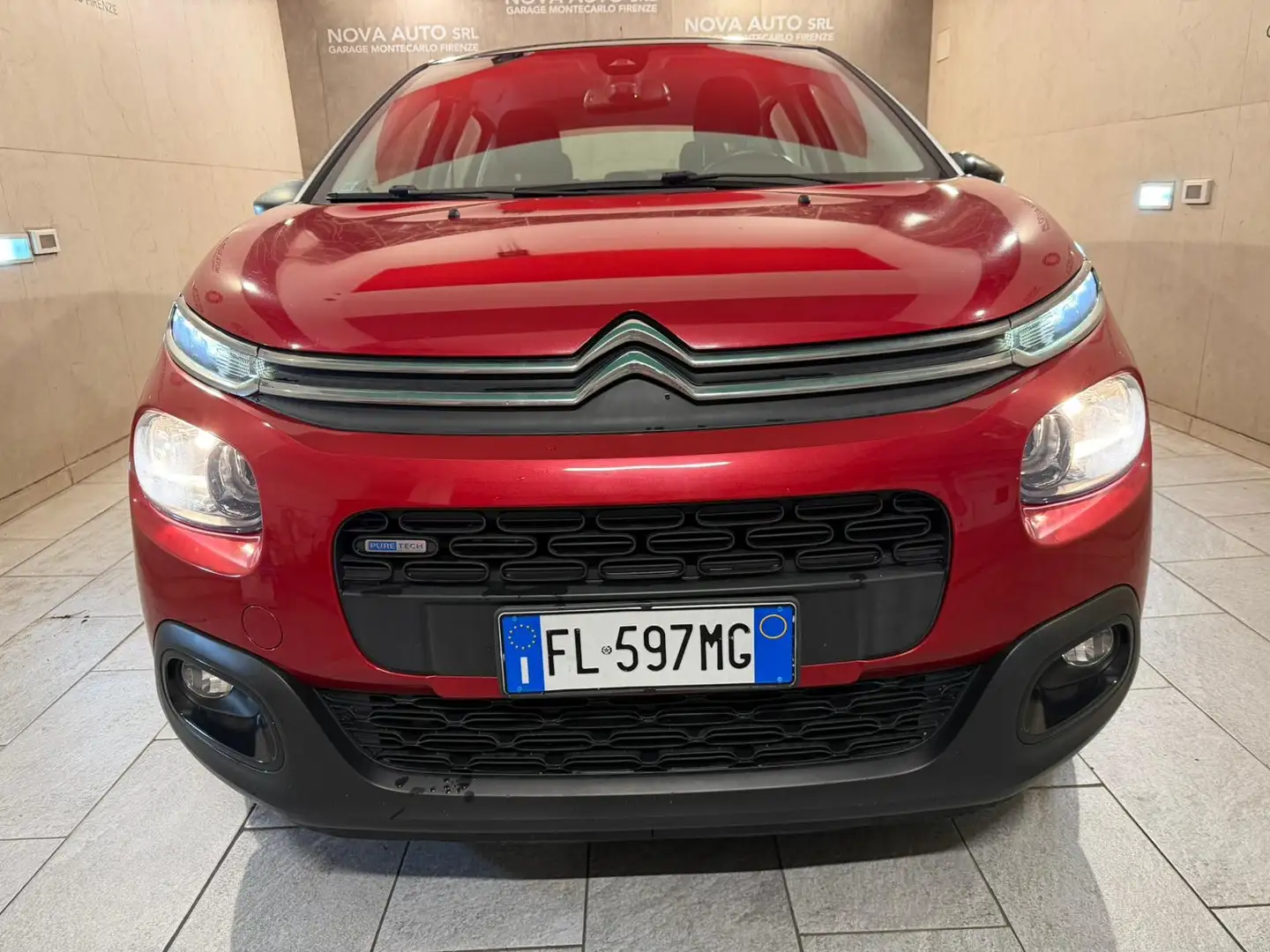 Citroen C3 C3 1.2 puretech Feel 82cv neopatentati Rosso - 1