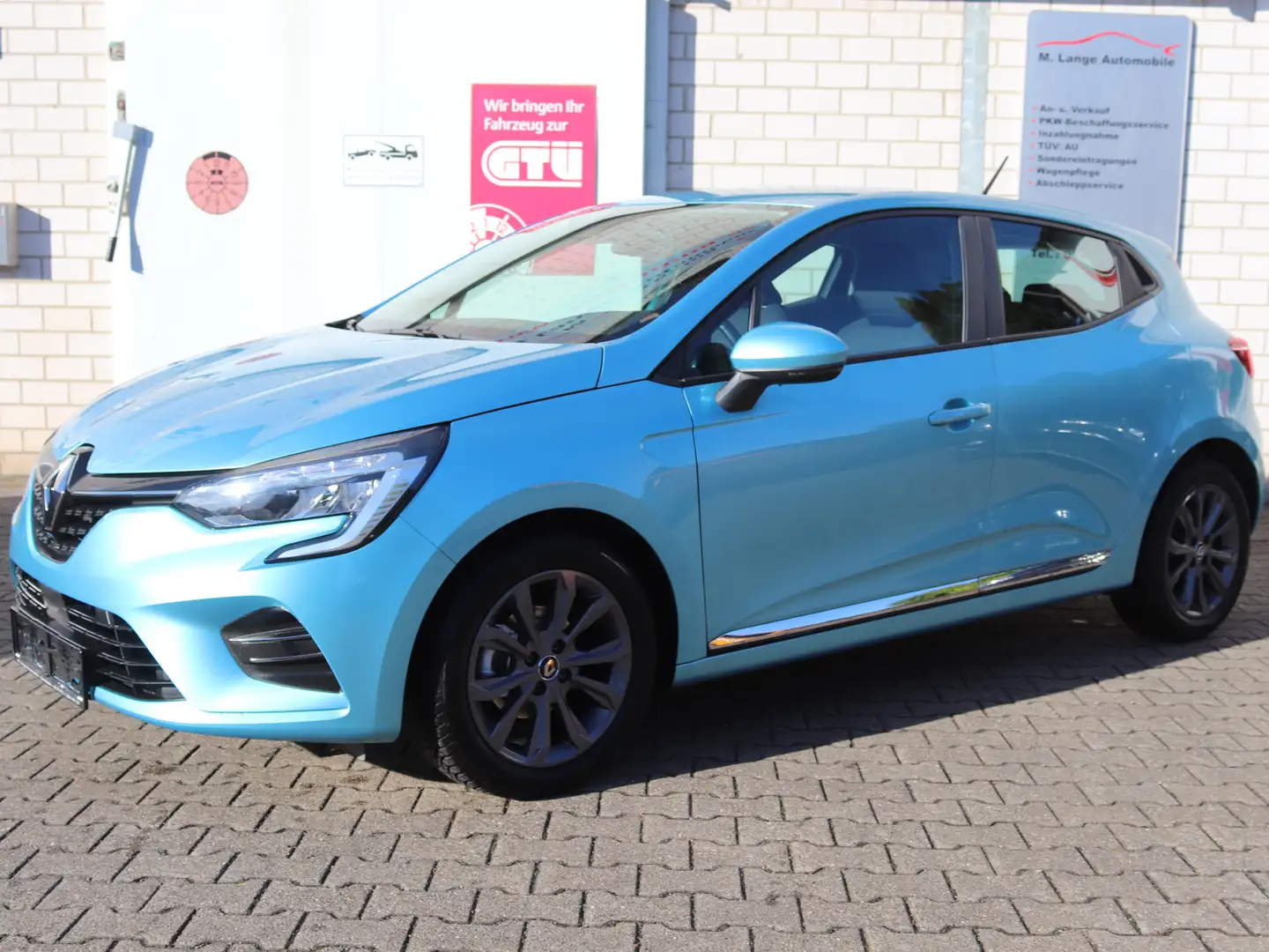 Renault Clio Experience Blau - 1