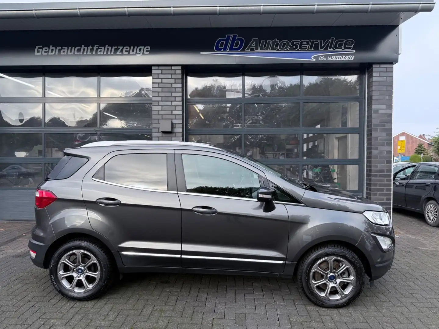 Ford EcoSport Titanium Automatik Leder Navi. Gris - 1