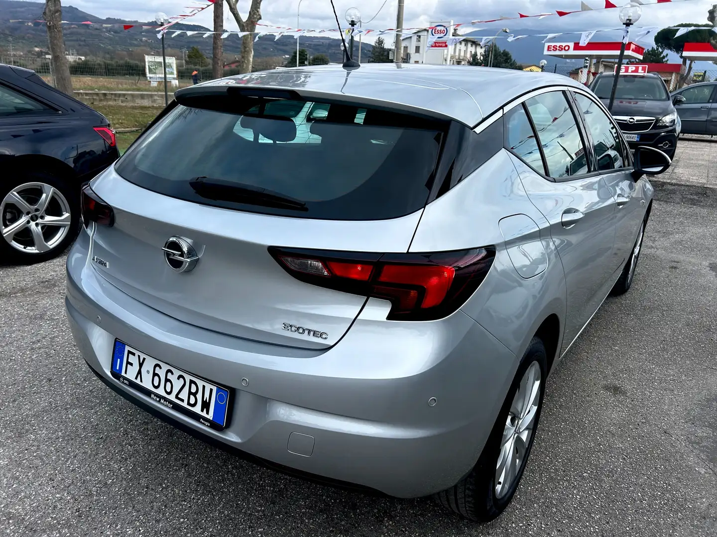 Opel Astra Astra 5p 1.4 t Innovation ecoM 110cv my18.5 srebrna - 1