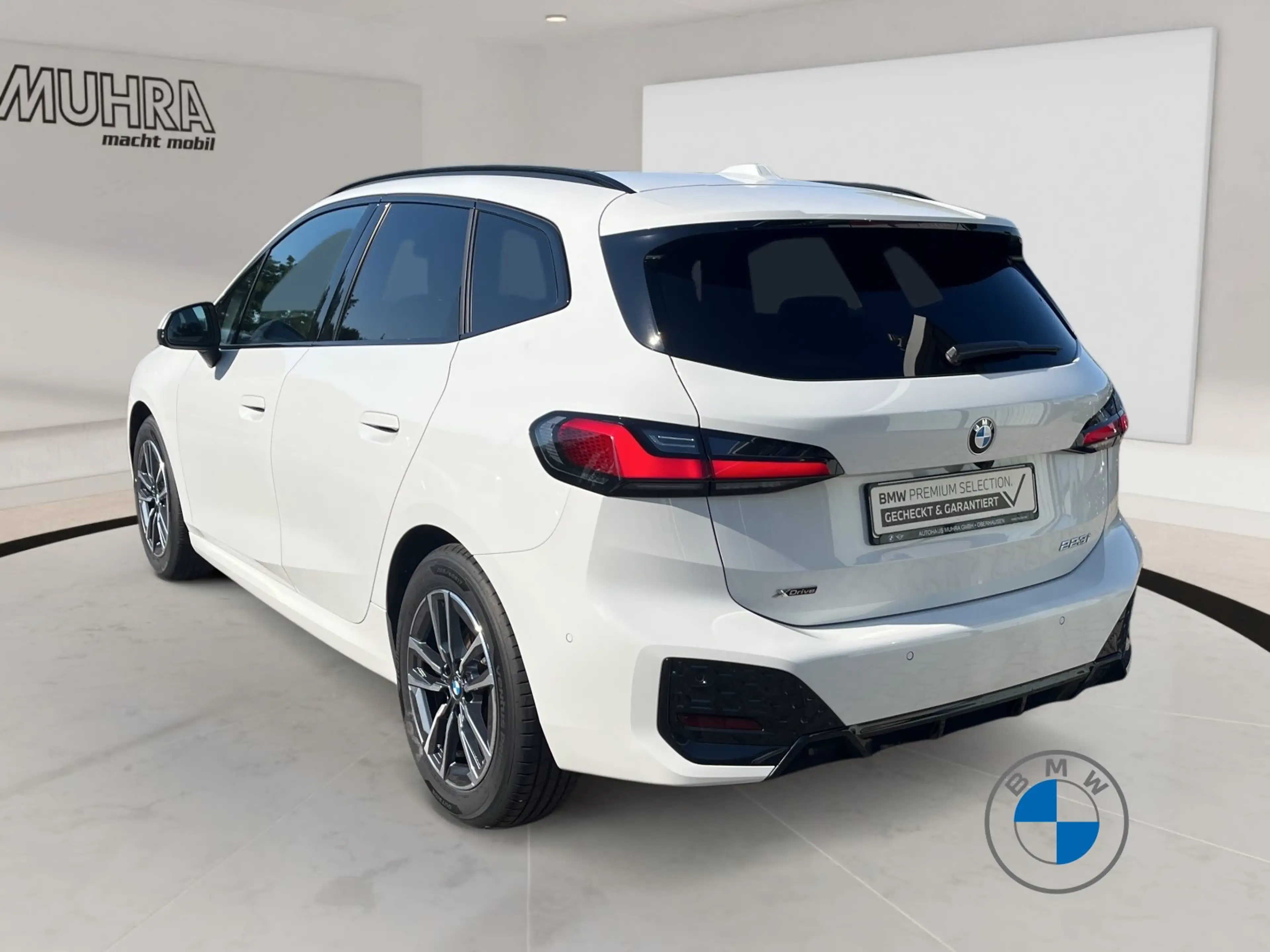 BMW 223 i xDrive AT M Sport 19" AHK Pano H/K — photo 4