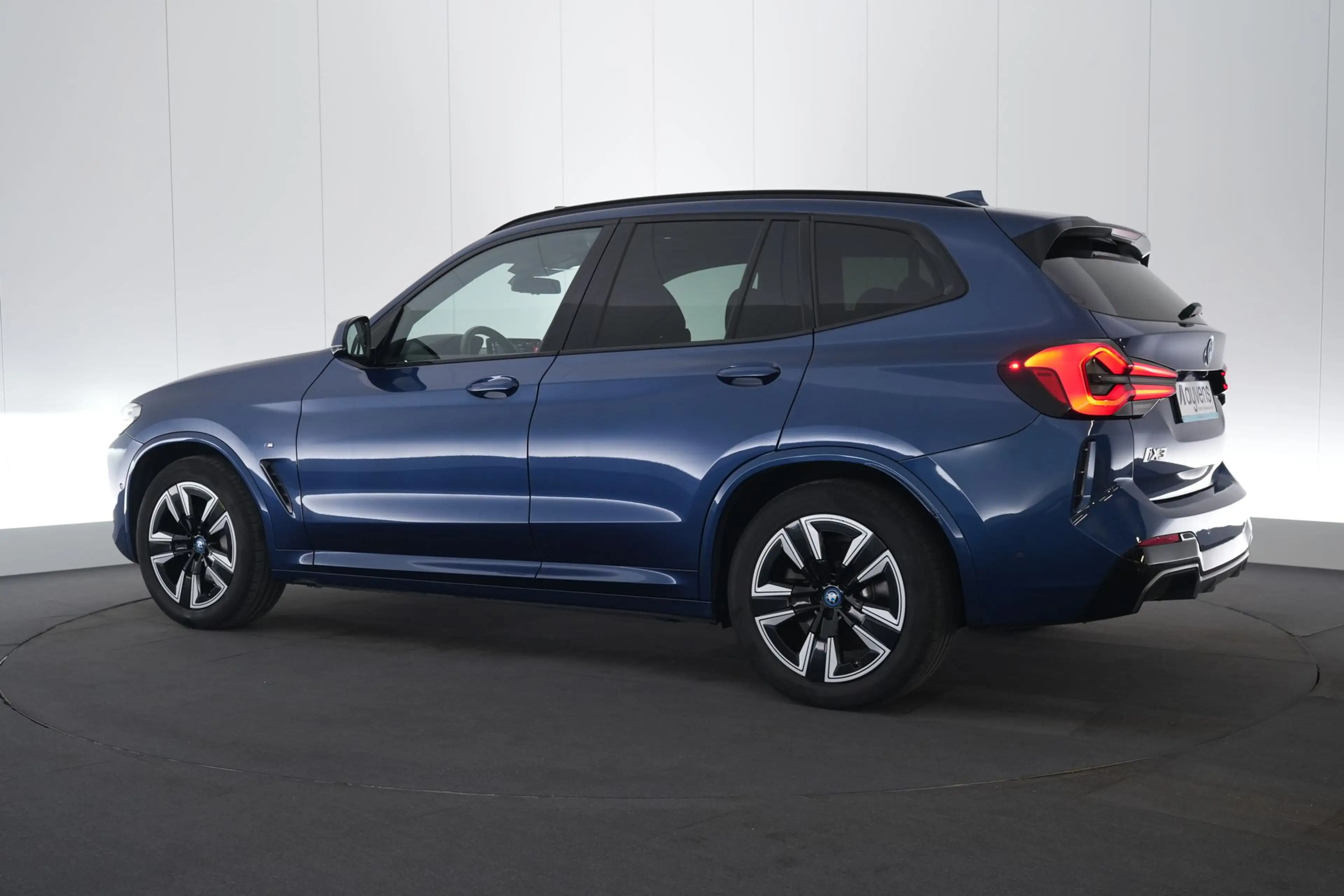 BMW iX3 80 kWh LEDER/CUIR LED GPS PDC CAM Pano BLIS Verw. — photo 10