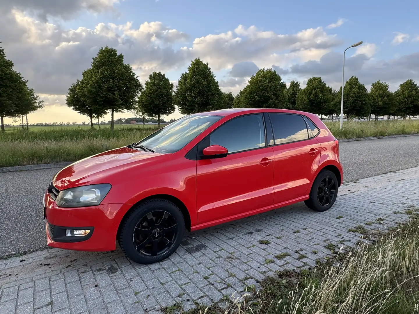 Volkswagen Polo 1.2-12V Bl.M. Comfl. Rood - 1