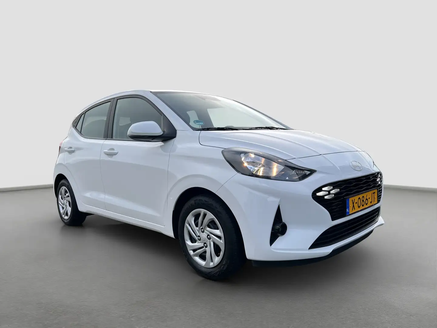 Hyundai i10 1.0 66pk Comfort | LED | Airco | Carplay | Navigat Blanc - 2