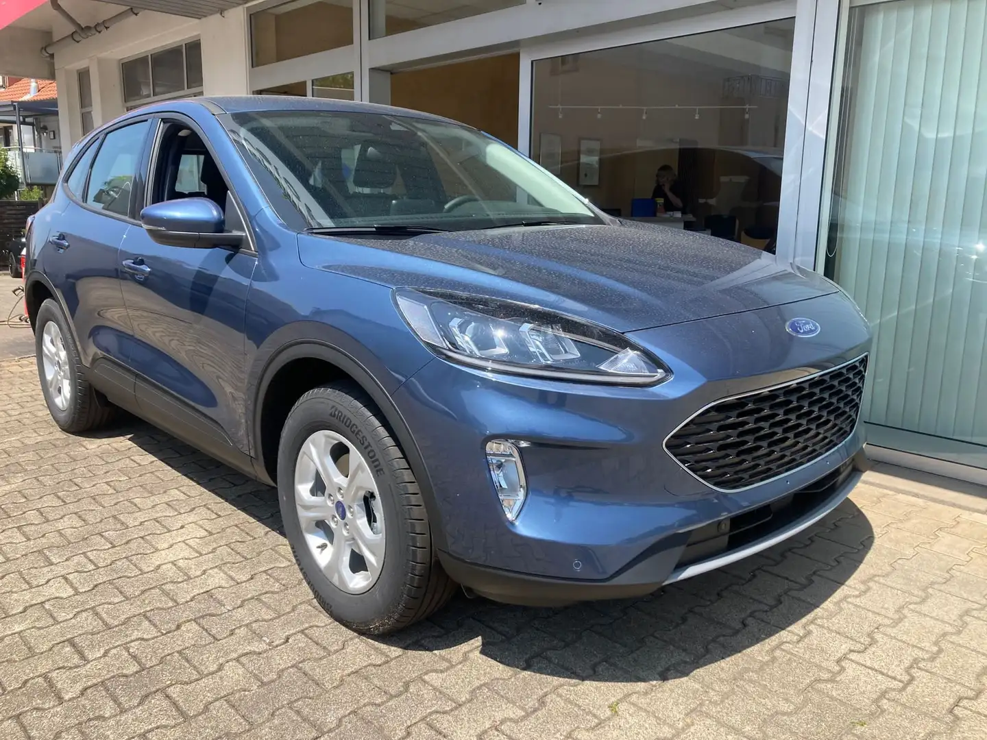 Ford Kuga 2.5 PHEV COOL&Connect AUTOMATIK Blau - 2