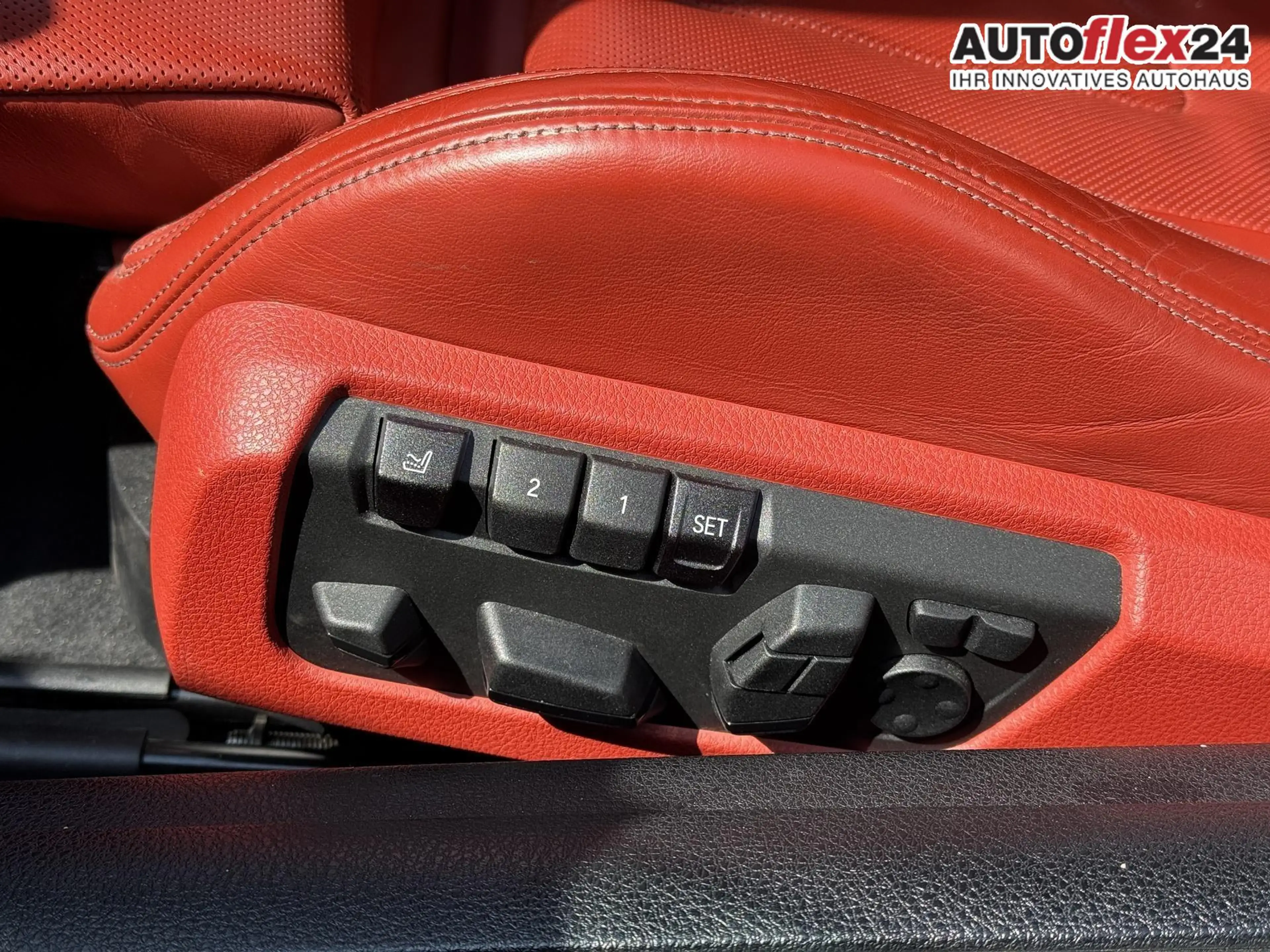 BMW M6 Competition 360° HUD B&O el Sitze SoftClos Kera... — photo 14